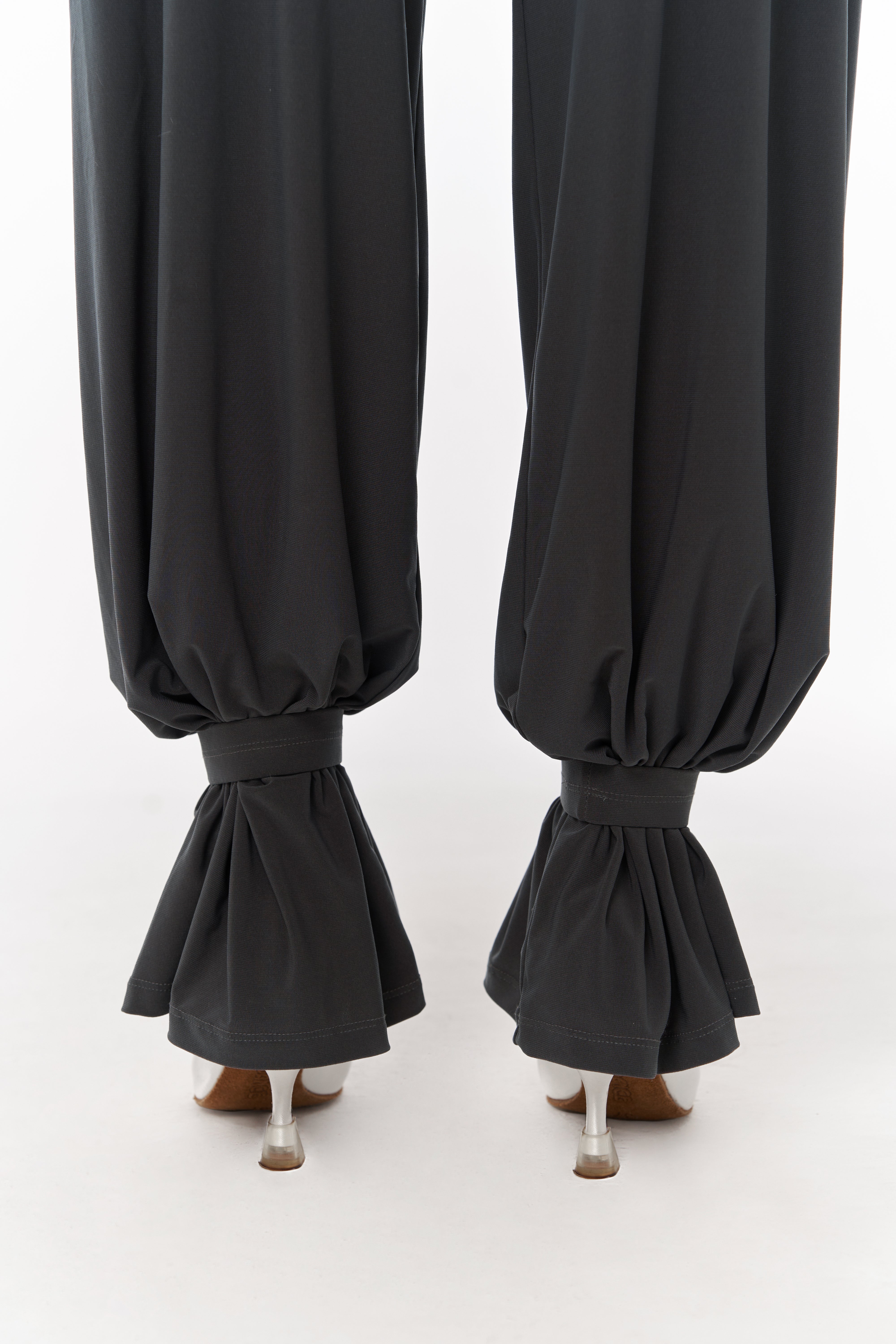 Grey ankle straps for trousers