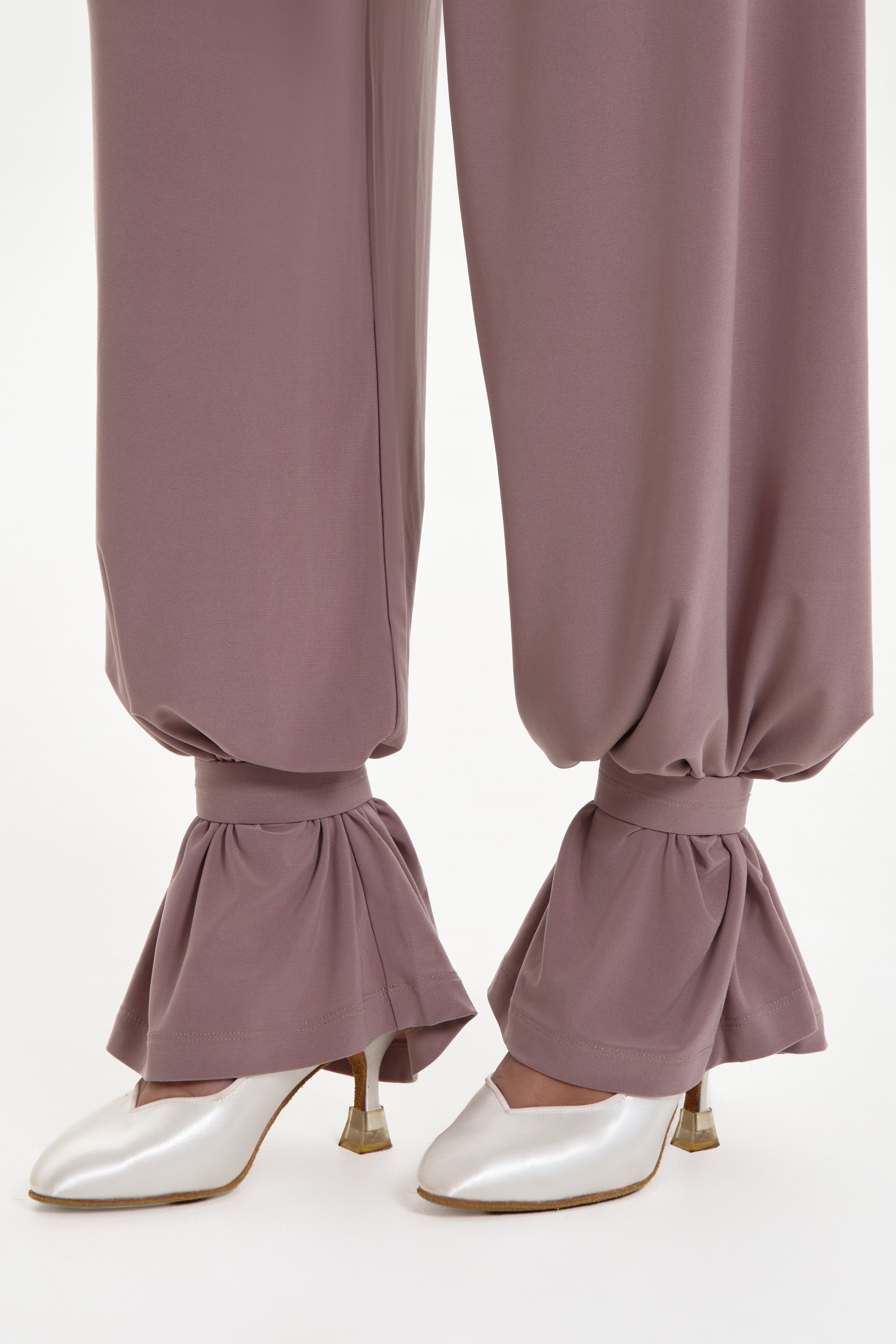 Blush ankle straps for trousers